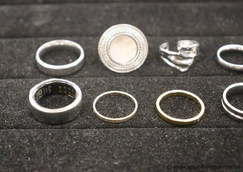 12 diverse ringen – foto 3 – kavel bij Appelboom