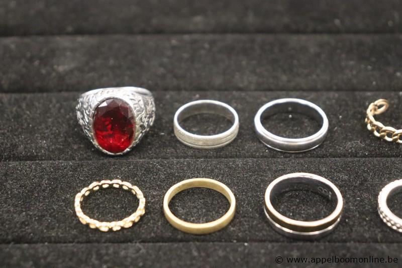 12 diverse ringen – foto 3 – kavel bij Appelboom