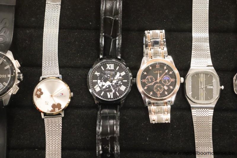 8 diverse horloges BOSS, HILFIGER, GUESS, LACOSTE enz – foto 4 – kavel bij Appelboom