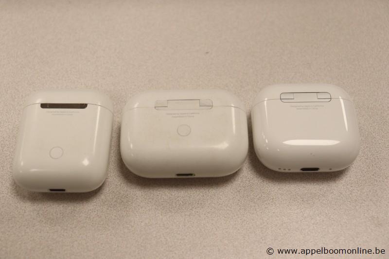 3 diverse earpods APPLE, zonder kabels, werking niet gekend – foto 4 – kavel bij Appelboom
