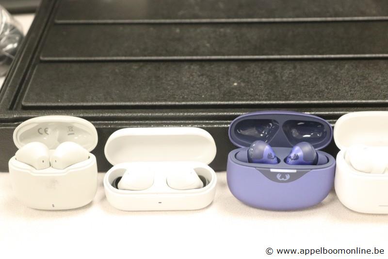 5 diverse earpods, zonder kabels, werking niet gekend – foto 3 – kavel bij Appelboom