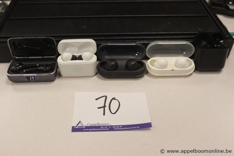 4 diverse earpods, zonder kabels, werking niet gekend – foto 2 – kavel bij Appelboom
