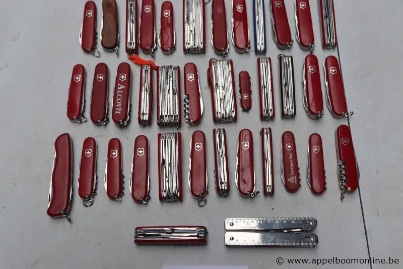 50 zakmessen VICTORINOX – foto 5 – kavel bij Appelboom