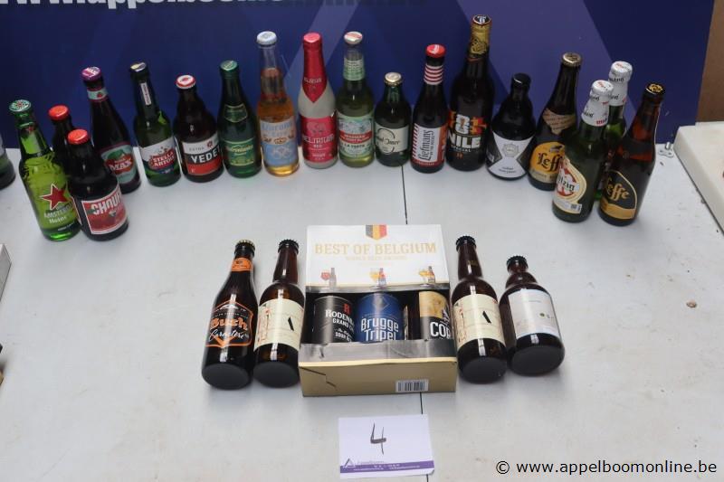 33 flesjes diverse bieren – foto 2 – kavel bij Appelboom