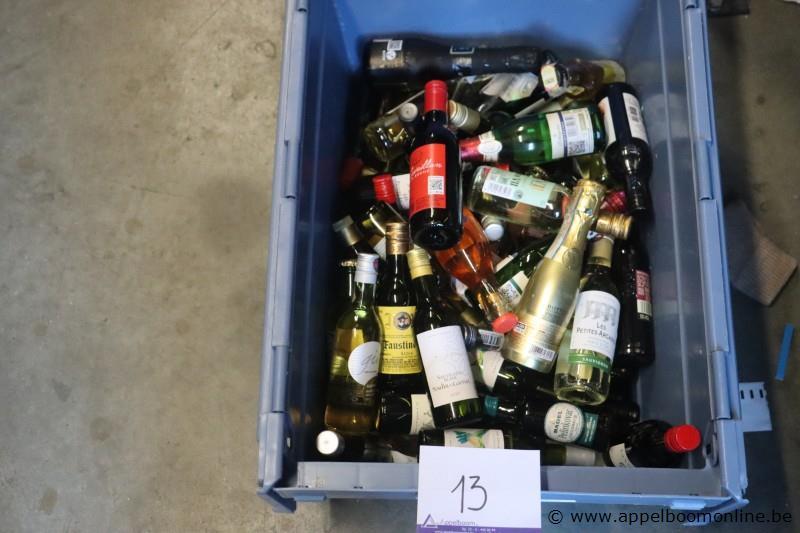 lot flesjes wijn (zonder pvc bak) – foto 2 – kavel bij Appelboom