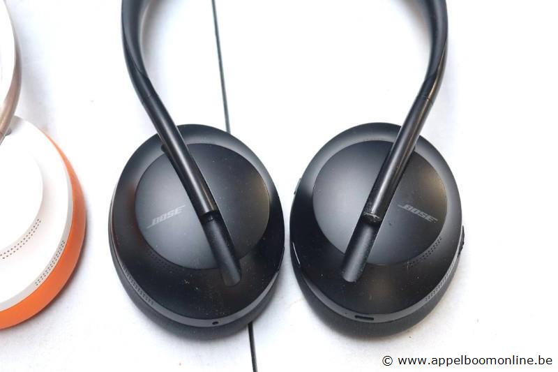 2 hoofdtelefoons BOSE – foto 4 – kavel bij Appelboom
