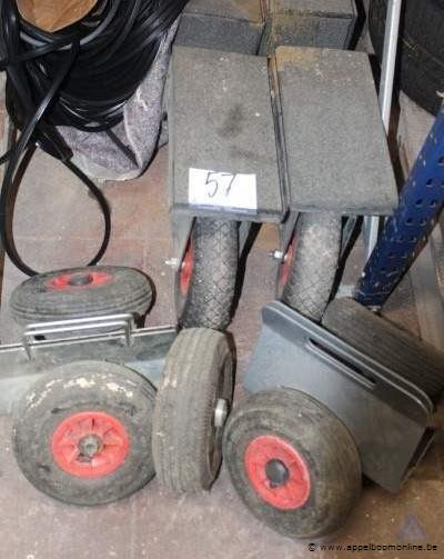 Lot diverse transportkarren en losse wielen – foto 2 – kavel bij Appelboom