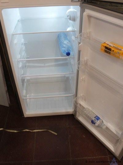 Koelkast met vriesvak, Frigelux. Werking niet gekend – foto 4 – kavel bij Appelboom
