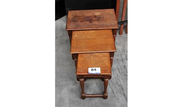 Houten bijzettafel Rungru set van 3 kopen Houten bijzettafel Rungru set van 3 kopen